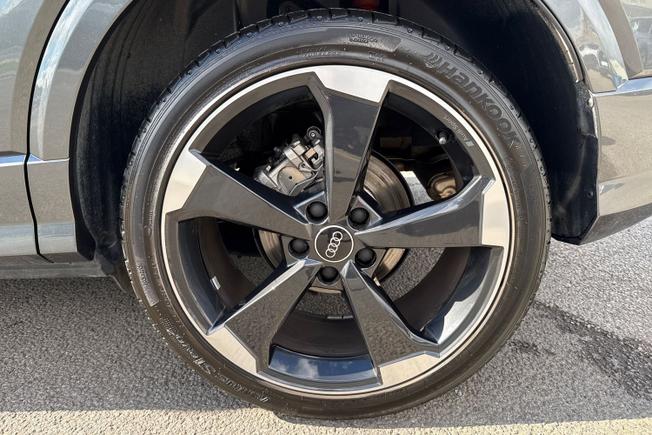 AUDI Q2 Photo 33