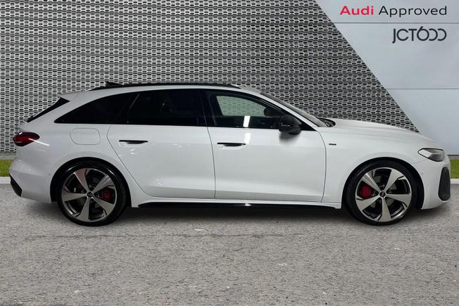 AUDI A5 Avant Photo 4
