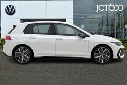 VOLKSWAGEN Golf Photo 4