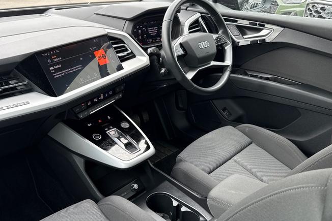 AUDI Q4 E-Tron Photo 25