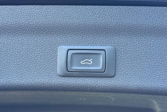 AUDI A6 Avant Photo 28
