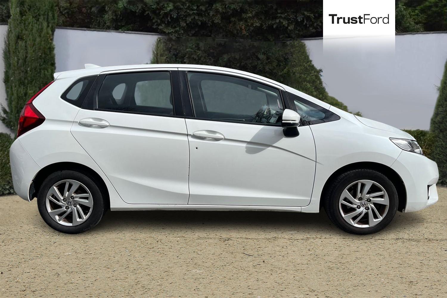 Honda Jazz Photo 2