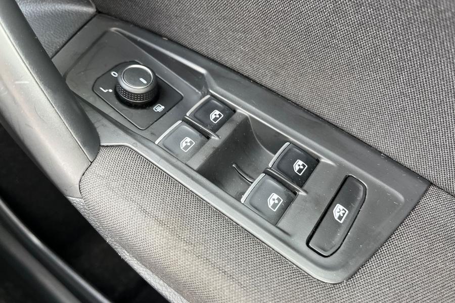 Volkswagen TIGUAN ALLSPACE Photo autoimg-50f77c948f9d59e5062b3434cb83e70dfa3f856e.jpg