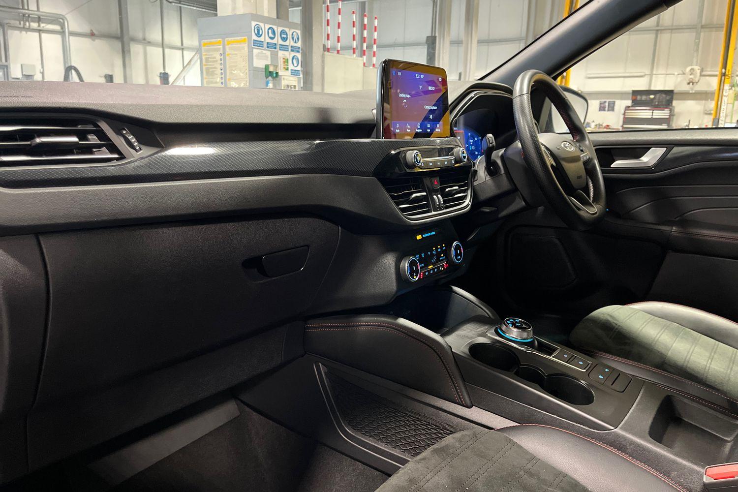 Ford KUGA Photo 17