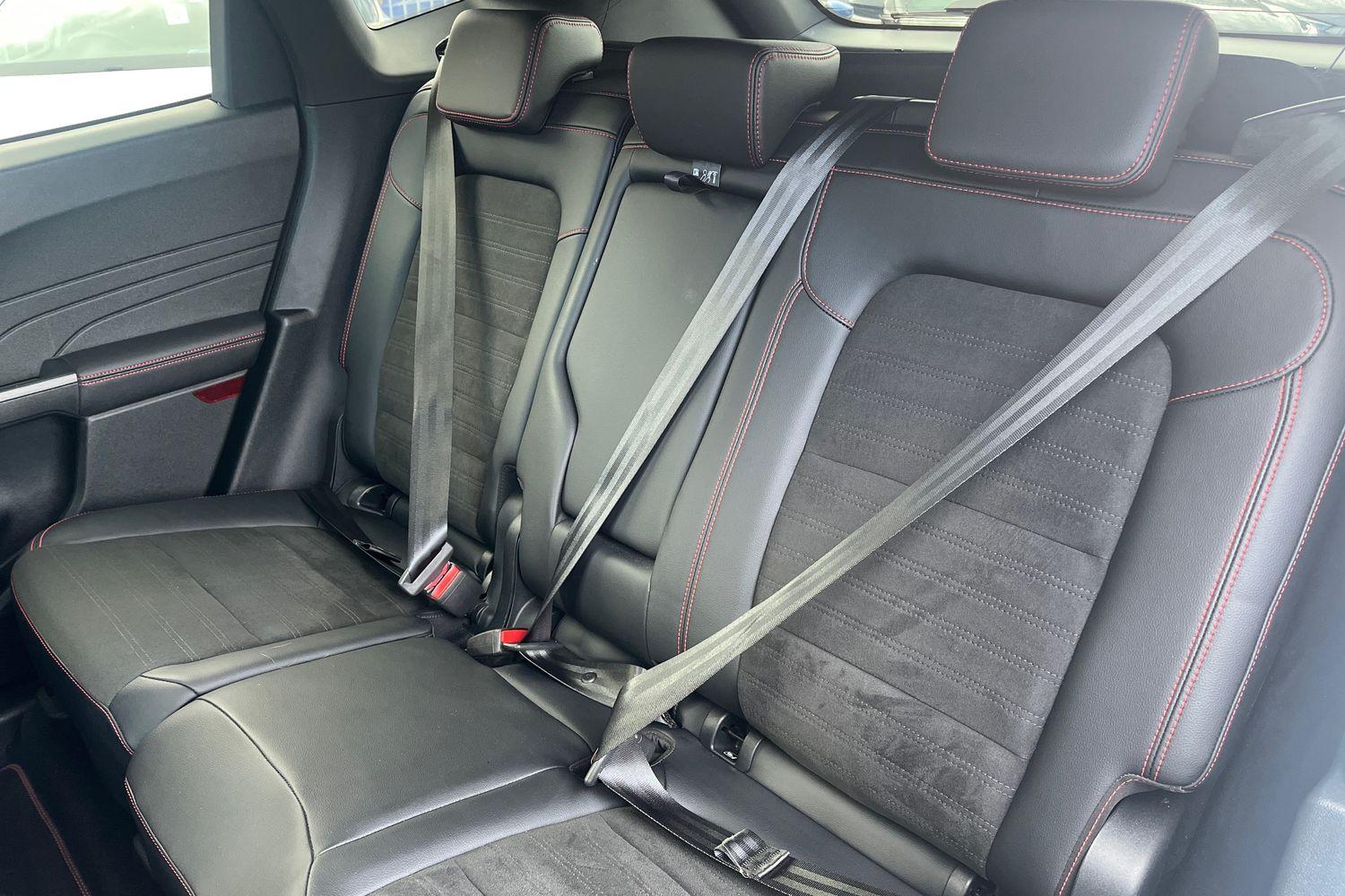 Ford KUGA Photo 19