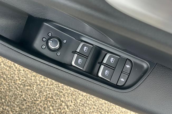 AUDI S3 Photo 53