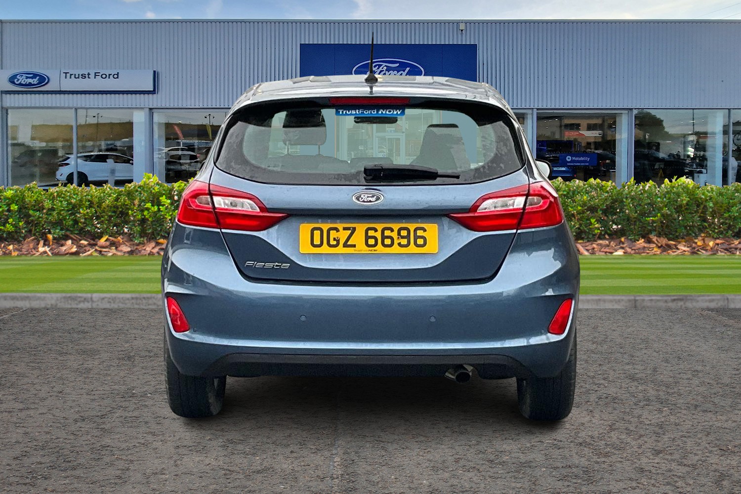 Ford FIESTA Photo 6