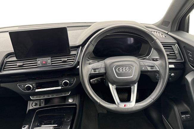 AUDI Q5 Photo 11