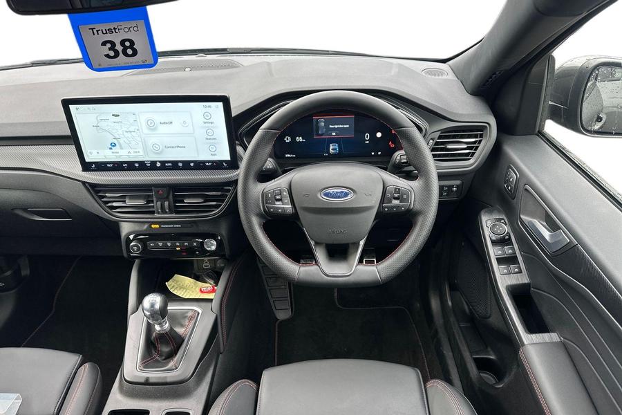 Ford KUGA Photo autoimg-511bc0135446cc441121adc5c5697e6266f1ed2f.jpg