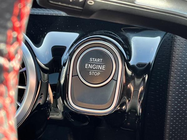 Mercedes-Benz CLA Photo autoimg-511cb3695757e6f4b0c20d1266fe9c66553a0367.jpg