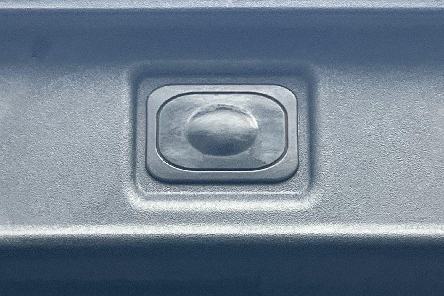 Ford Mustang Mach-E Photo 24