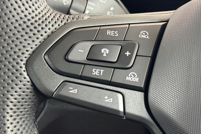 Volkswagen Tiguan Photo 16