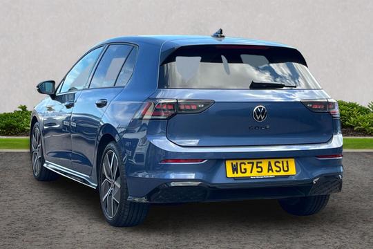 Volkswagen Golf Photo autoimg-51268c039b8eac2e4e5ac2ea7798daf4f43da658.jpg