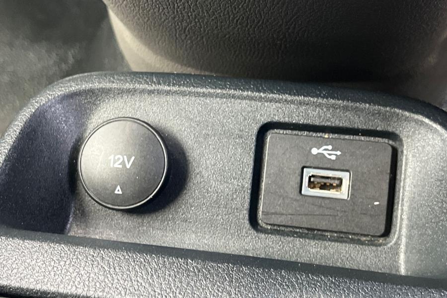 Ford TRANSIT CONNECT Photo autoimg-512c369900af3a91dab5693de4c74511576ffd67.jpg