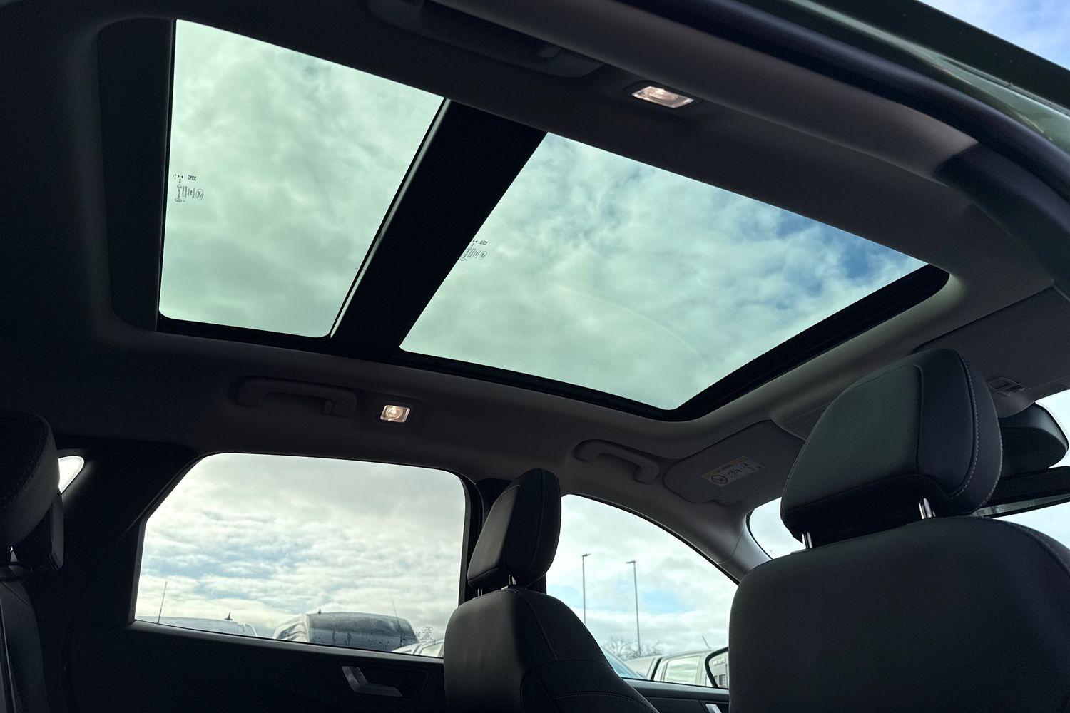 Ford KUGA Photo 39