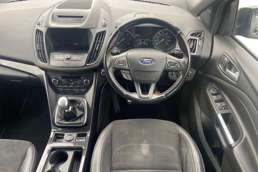 Ford KUGA Photo autoimg-5138b845ba8aa9979c0fd381a32bca76fa612583.jpg