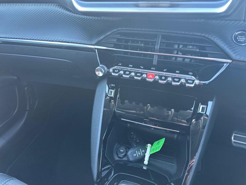 Used Peugeot E-208 FV72RVY 23