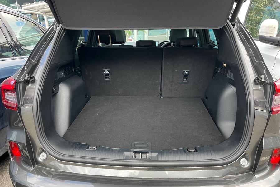 Ford Kuga Photo autoimg-51418a7713979f717637ee4d29e65ad2afc65286.jpg