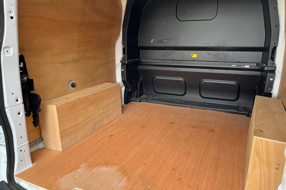 Used Ford TRANSIT CUSTOM EA75HHC 4