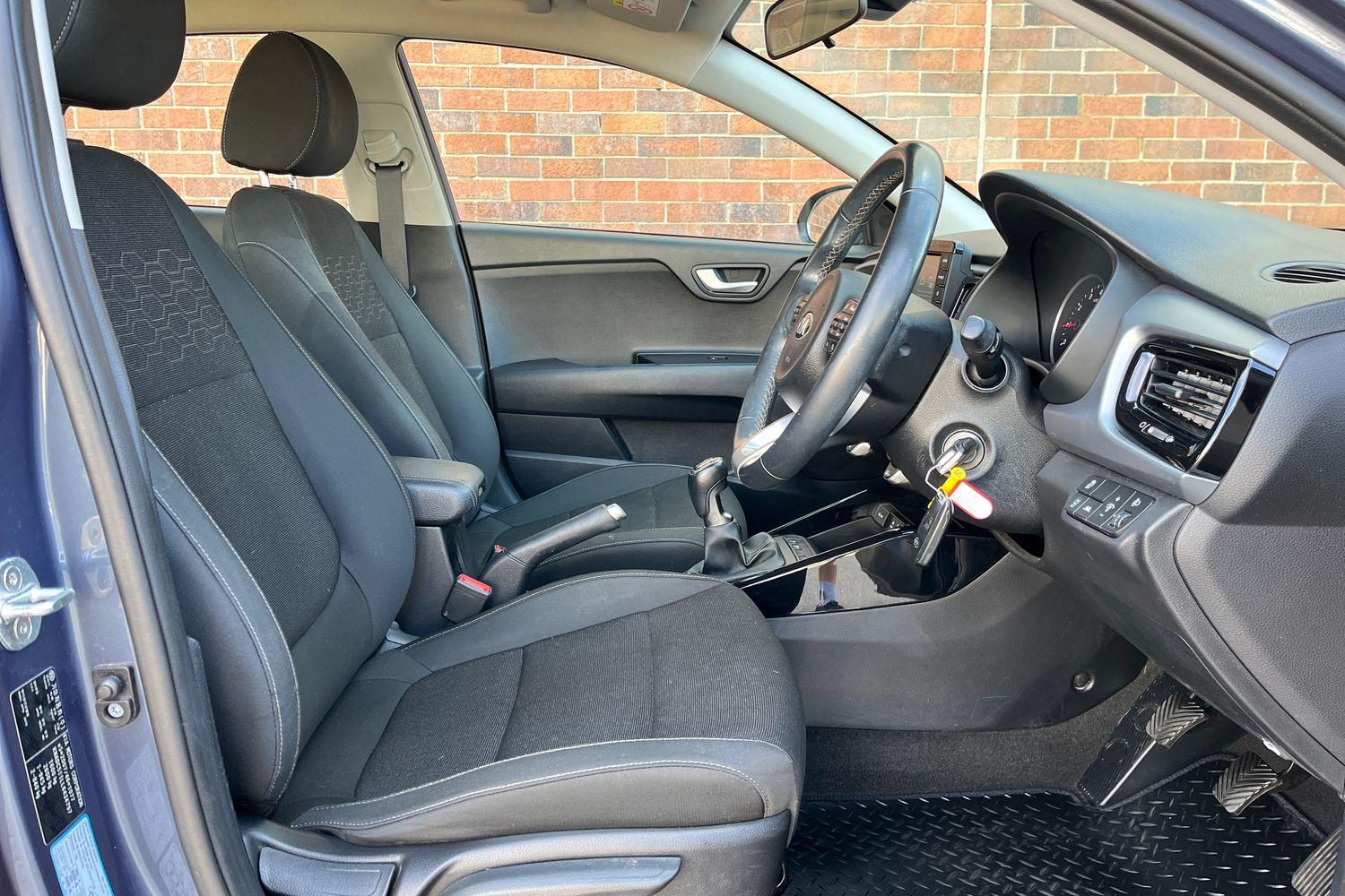 Kia Rio Photo 27