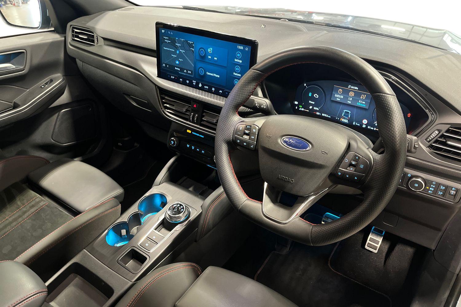 Ford KUGA Photo 8