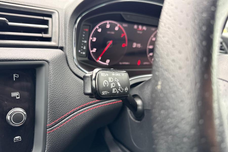 SEAT ARONA Photo autoimg-514cbe25da105450badb501b4e7329a48d665a74.jpg