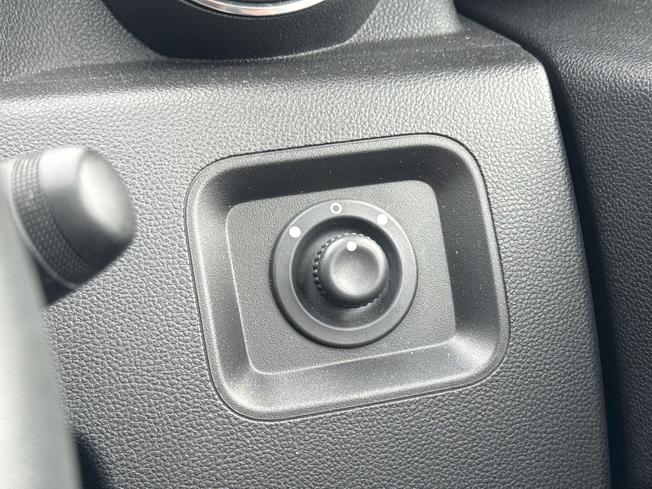 DACIA Duster Photo 29