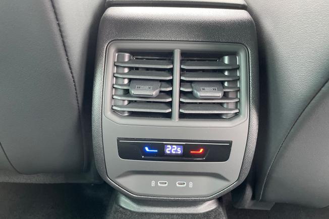 SEAT Leon Photo 35