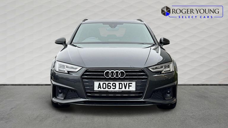 Used Audi A4 Avant AO69DVF 7