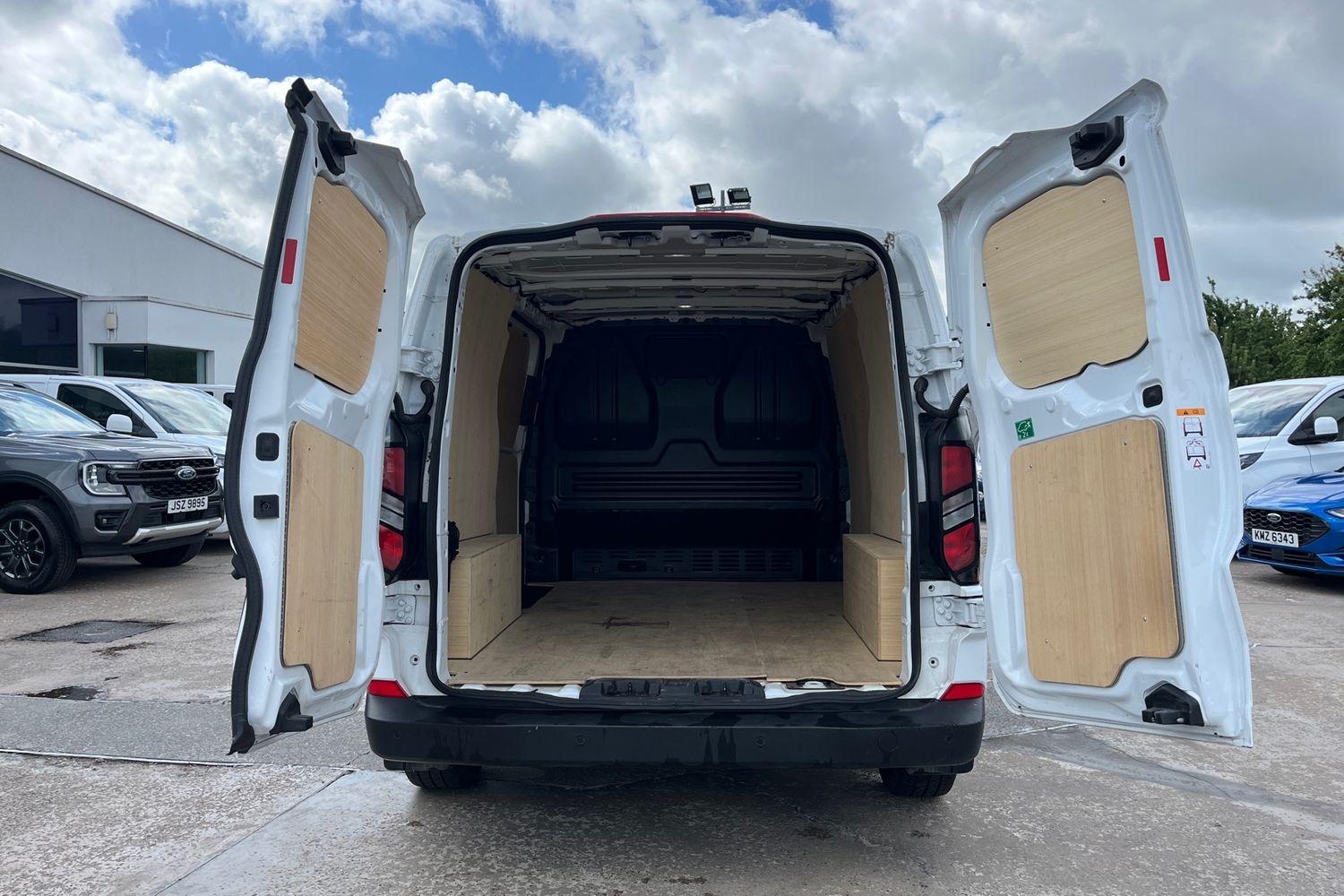 Ford TRANSIT CUSTOM Photo 5