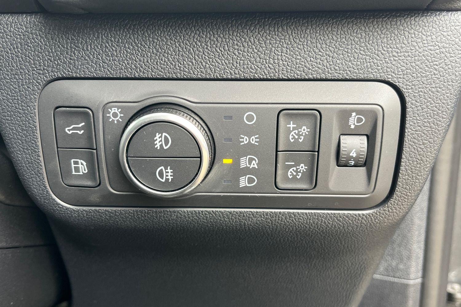 Ford Kuga Photo 38
