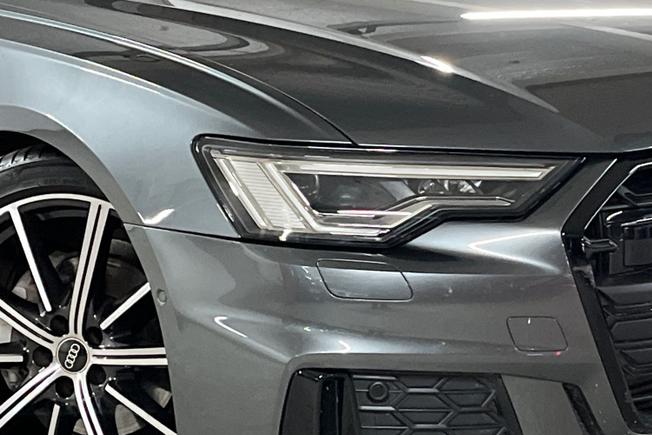 AUDI A6 Avant Photo 19