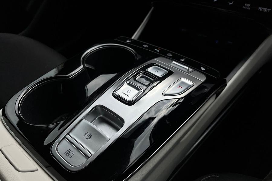 Hyundai Tucson Photo autoimg-51617a2b539be04ded325e743459771802ac0851.jpg