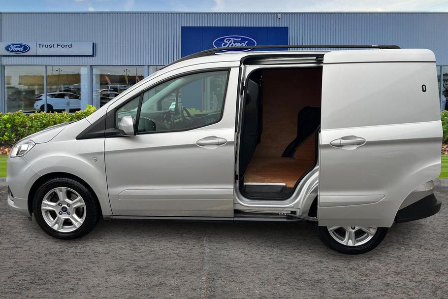 Used Ford TRANSIT COURIER LM72TWZ 5