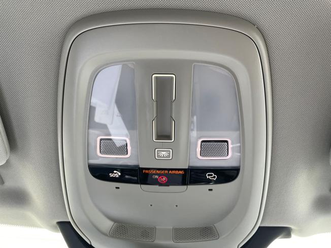 VOLVO XC90 Photo 27
