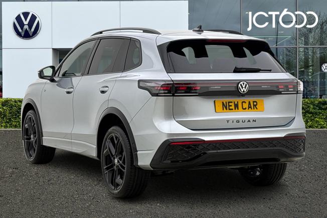Volkswagen  Tiguan Photo 3