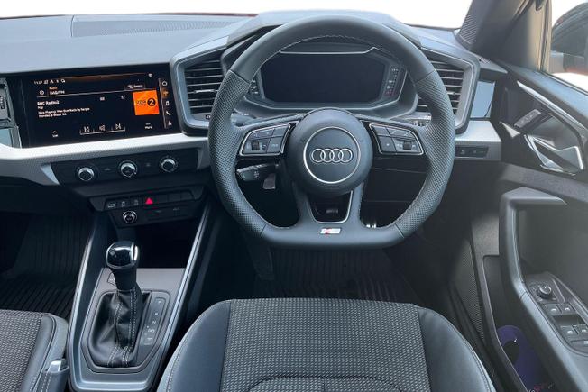 Audi A1 Photo 11