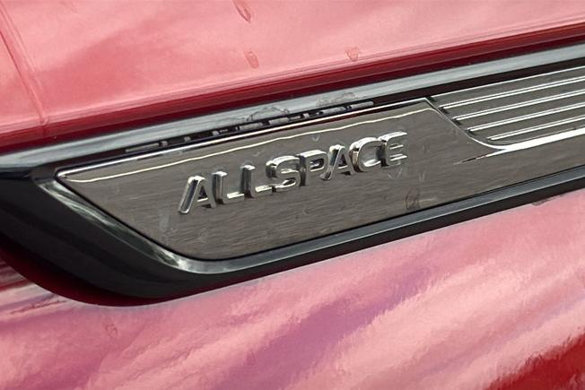VOLKSWAGEN Tiguan Allspace Photo 50