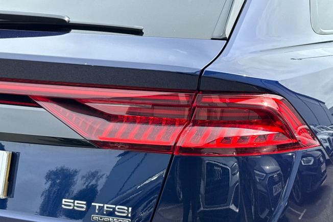 Audi Q8 Photo 18