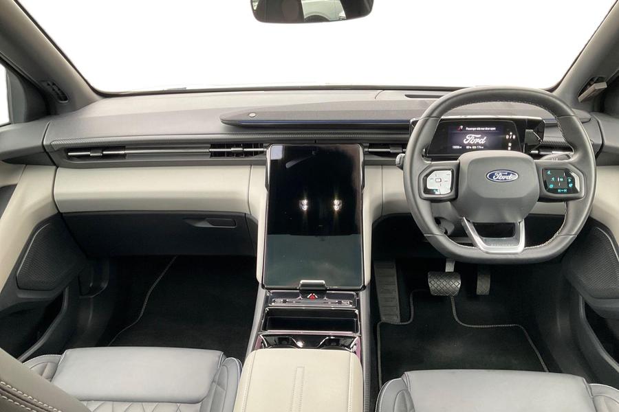 Ford Explorer Photo autoimg-517fdaf3b4d2cee73cf21b94f7502d3c2a29323d.jpg