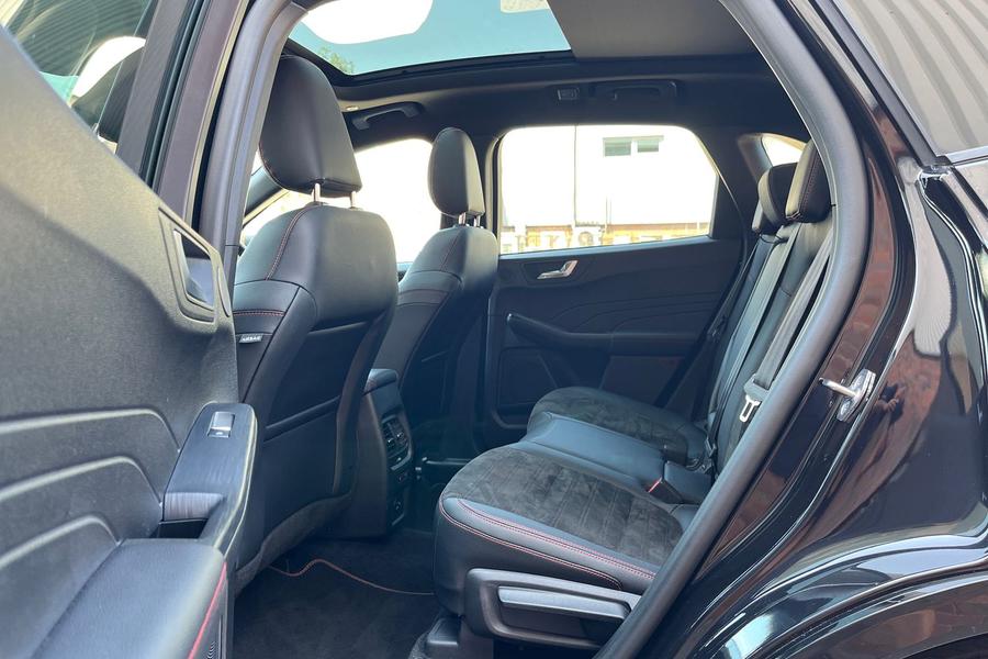 Ford Kuga Photo autoimg-51801d7fcc87fa28b28da0dce2510c208d303207.jpg
