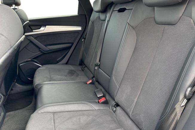 AUDI Q5 Photo 9