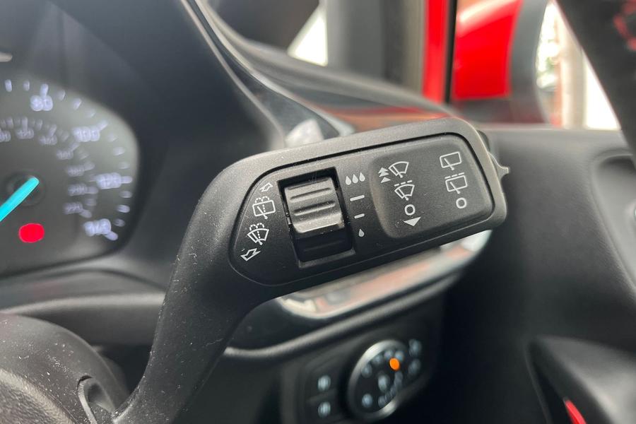 Ford Fiesta Photo autoimg-5188c95785aa7fcfb577928f85c206c9c4b7fb31.jpg