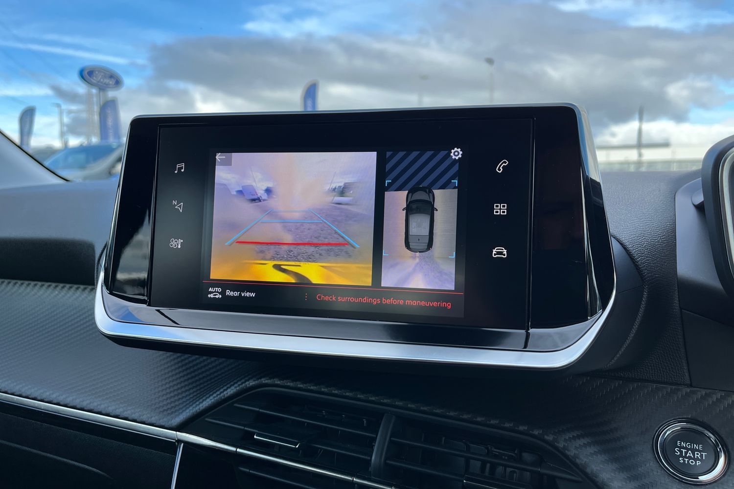 Peugeot 208 Photo 22