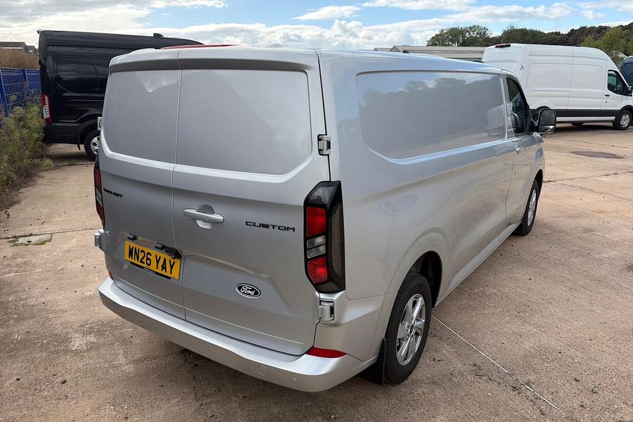 Ford TRANSIT CUSTOM Photo autoimg-518d484800f73f86393736838b283b1baf824d36.jpg
