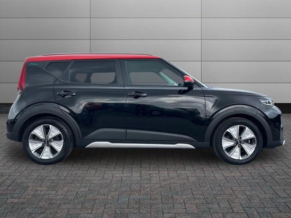 Kia Soul Photo autoimg-519498831c8397d19adb8839e54678e249894fbd.jpg