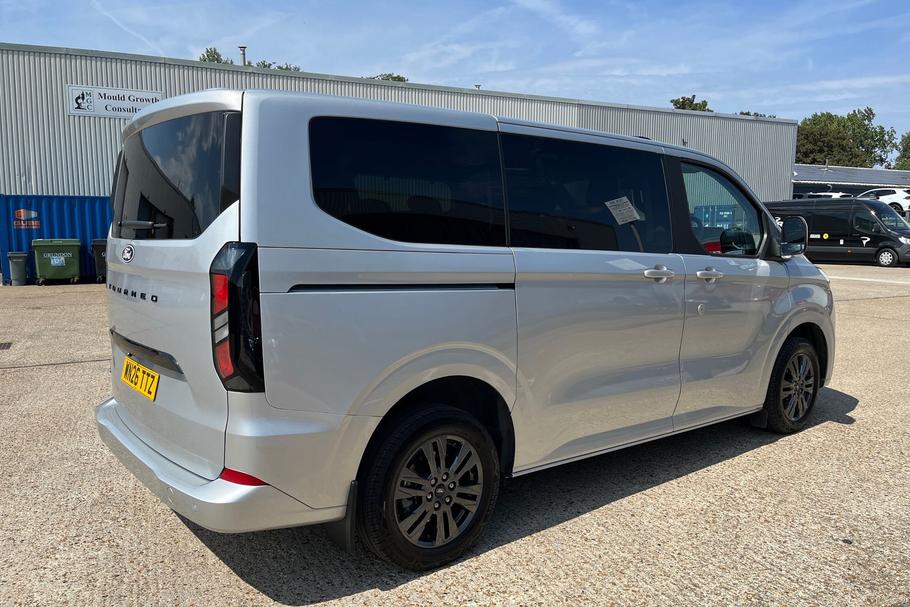 Used Ford TOURNEO CUSTOM WN26TTZ 7
