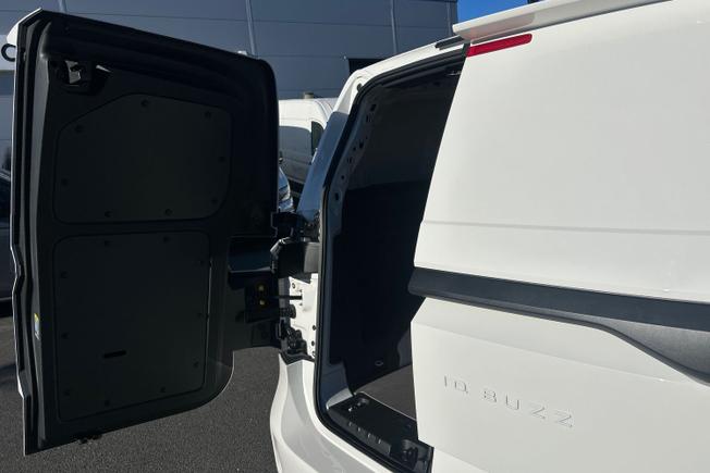Volkswagen ID. BUZZ Photo 27
