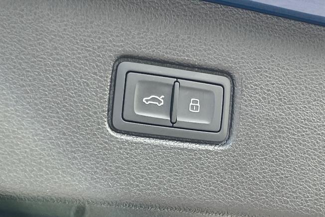 Audi Q7 Photo 30