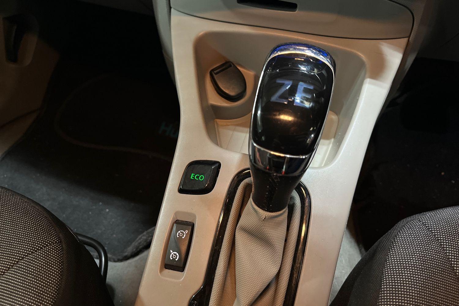 Renault ZOE Photo 38